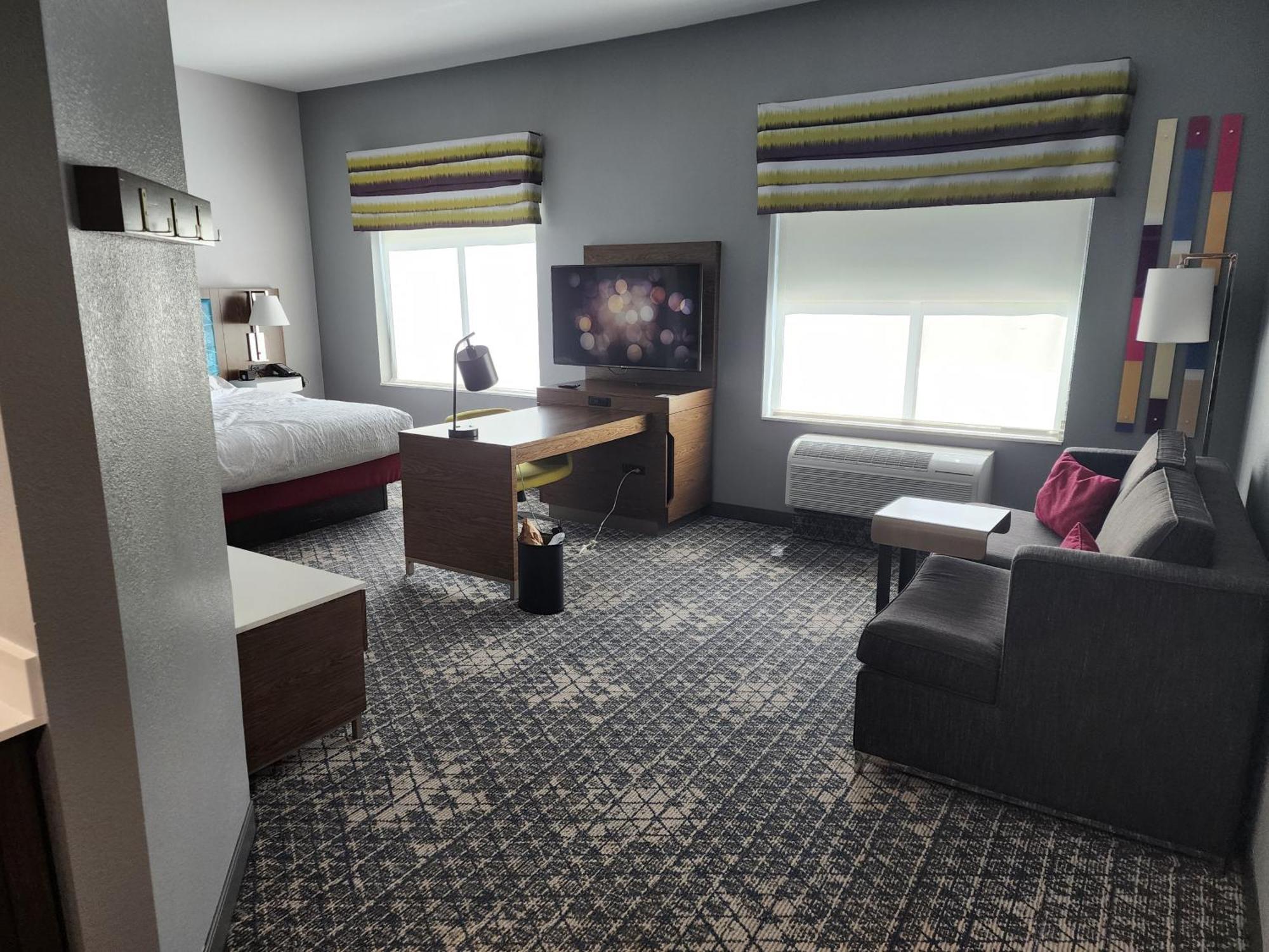 Hampton Inn & Suites Pittsburgh New Stanton Pa Exterior foto
